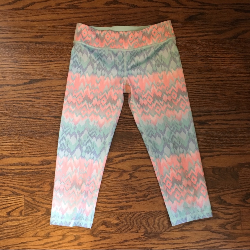 Ivivva Ikat Crops